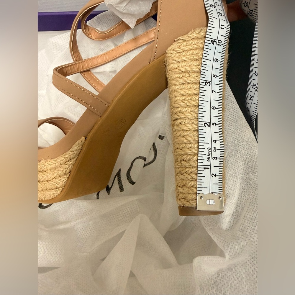 NWT TOP Moda Tan Platform Heels - Picture 6 of 6